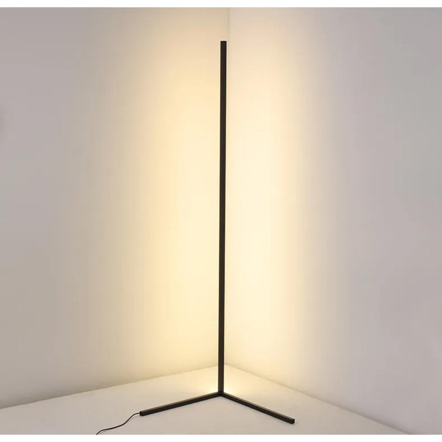 Jiuanzm Stehleuchte mit einstellbarem RGB-Licht und Fernbedienung | Blue Chilli Electronics
