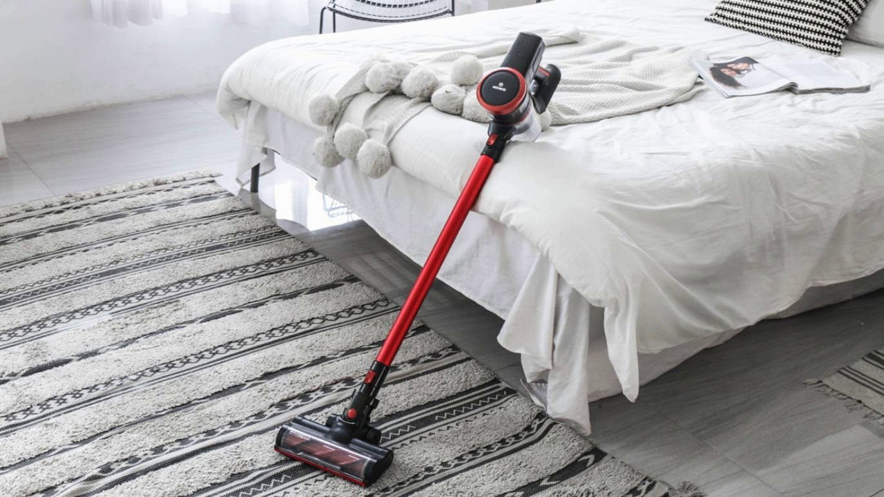 Ein Stabstaubsauger für das Schlafzimmer, um Ihr Schlafzimmer und Ihr Zuhause mit minimalem Aufwand makellos zu machen | Blue Chilli Electronics